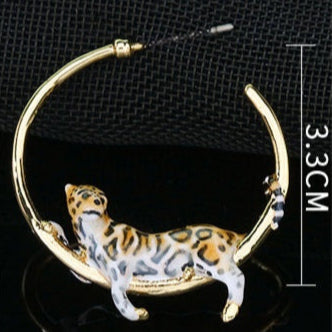 Lounging Leopard Set