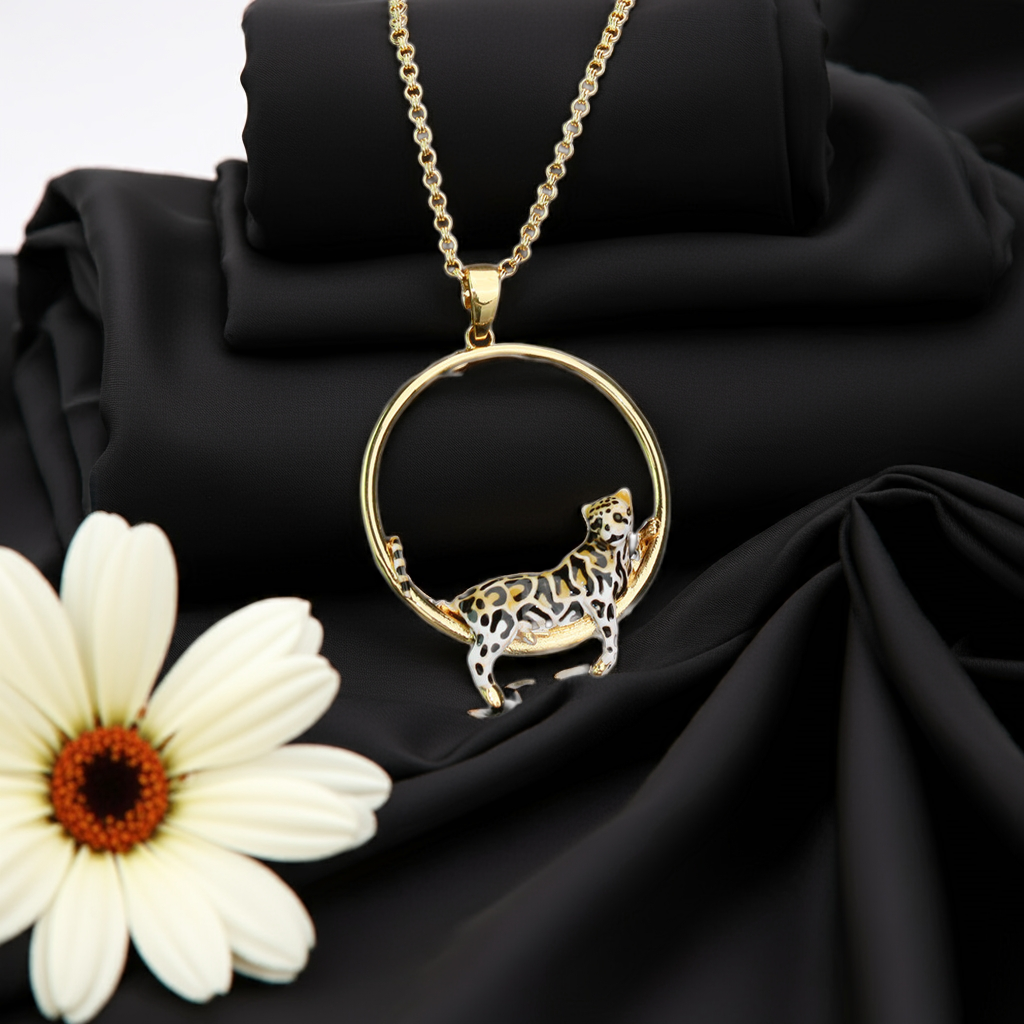 Lounging Leopard Set
