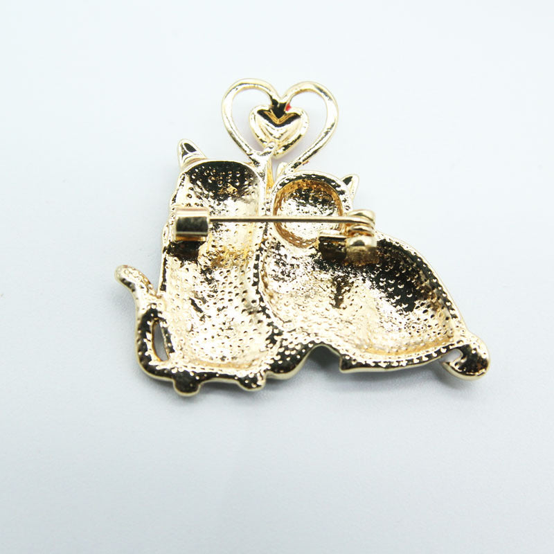 Cute couple cat brooch