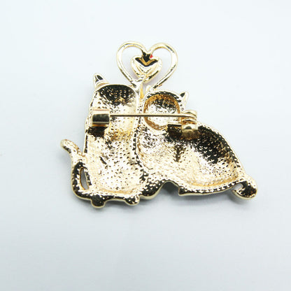 Cute couple cat brooch