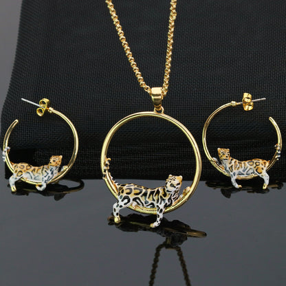 Lounging Leopard Set