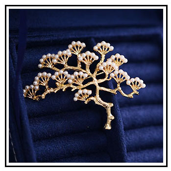 Lacquered Ladies Brooch